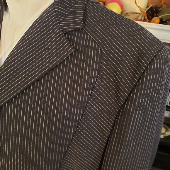 TWIST PLATINUM BLACK PINSTRIPE MENS JACKET L - Picture 2 of 8